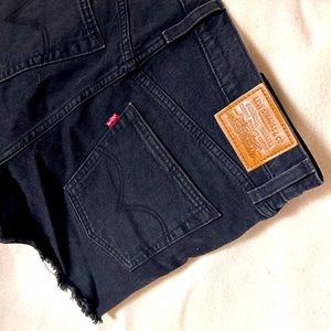 LEVIS rib cage shorts